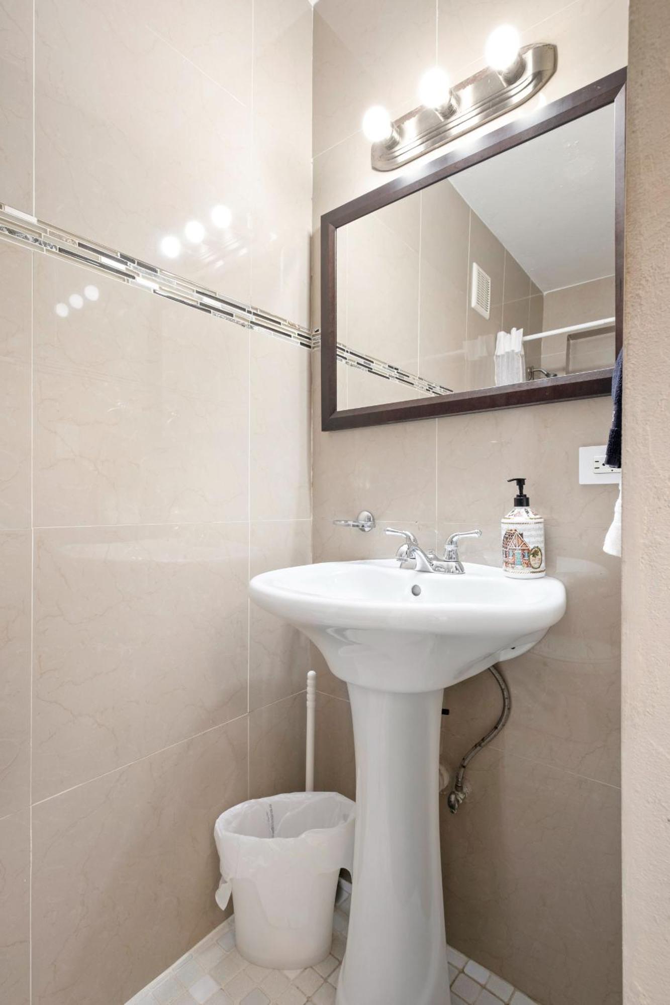 Prime Location At Condado Beach 1Br 1Ba - Apt 8 산후안 외부 사진