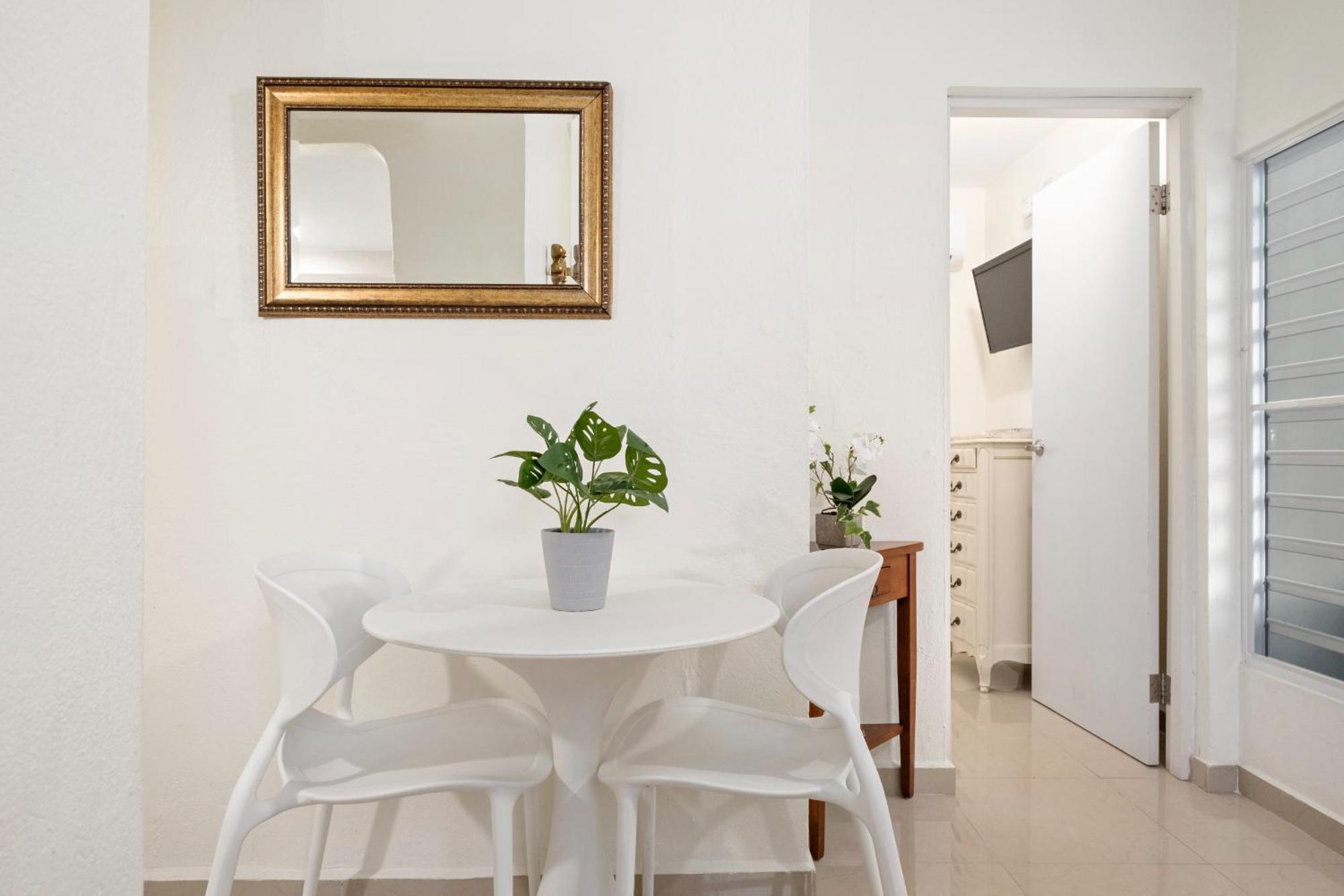 Prime Location At Condado Beach 1Br 1Ba - Apt 8 산후안 외부 사진